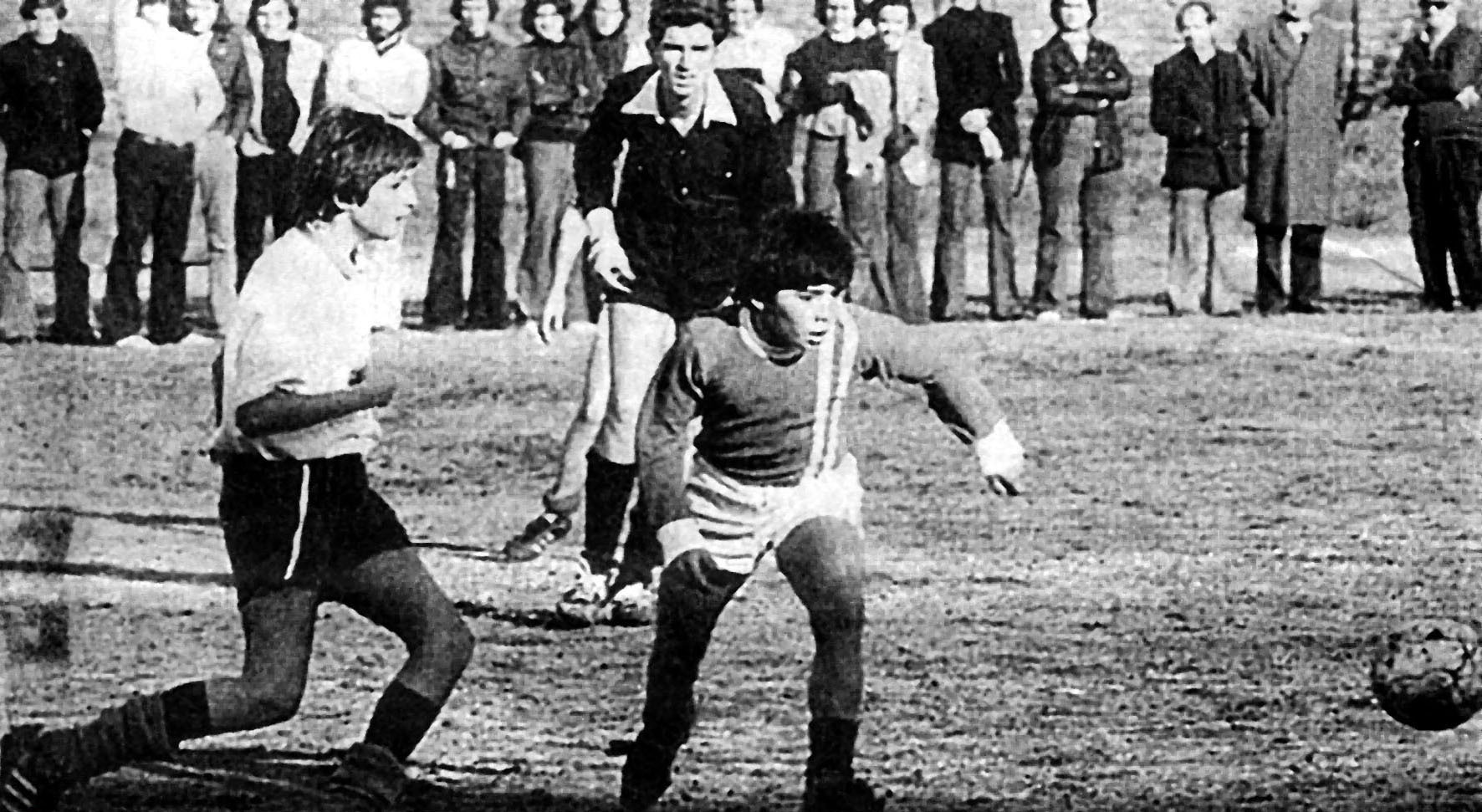 Diego MARADONA - 10.04.1970 - Equipe junior d'Argentinos Junior